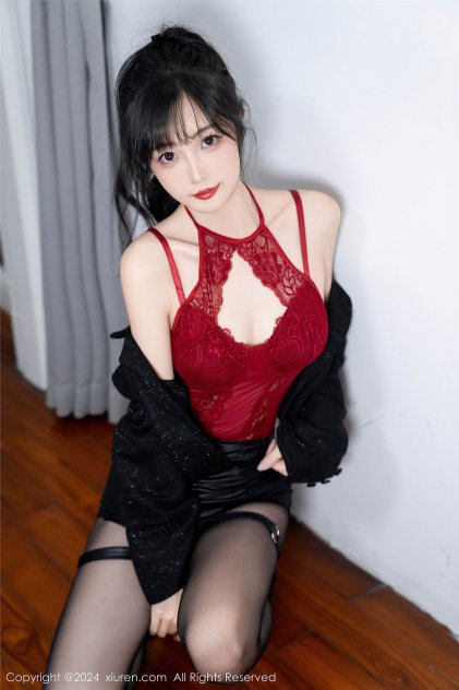 班花脱裤子让我❌进去禁海报