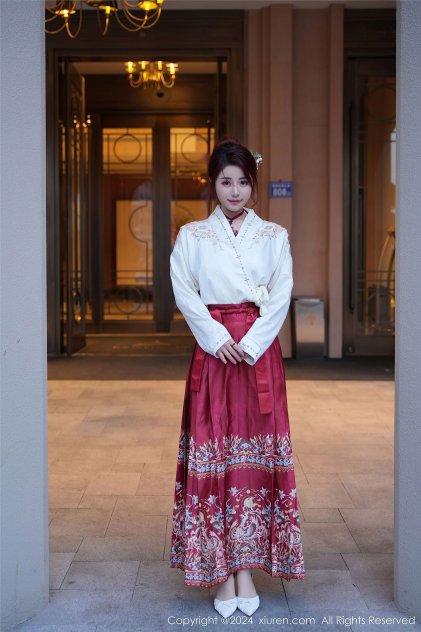 女教师三级做受电影海报