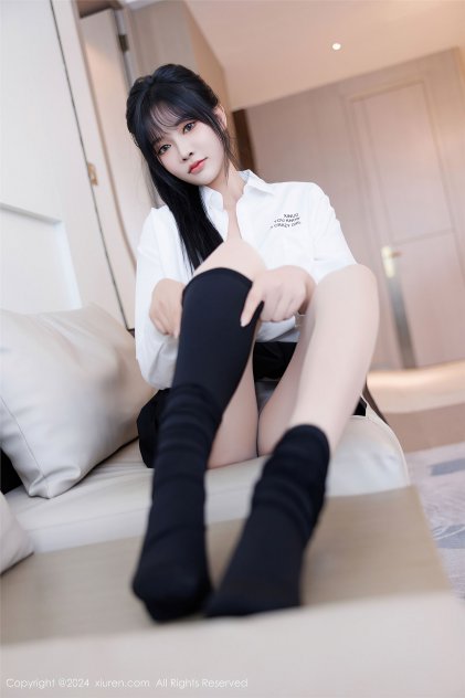 国产亚洲精品在线视频av海报