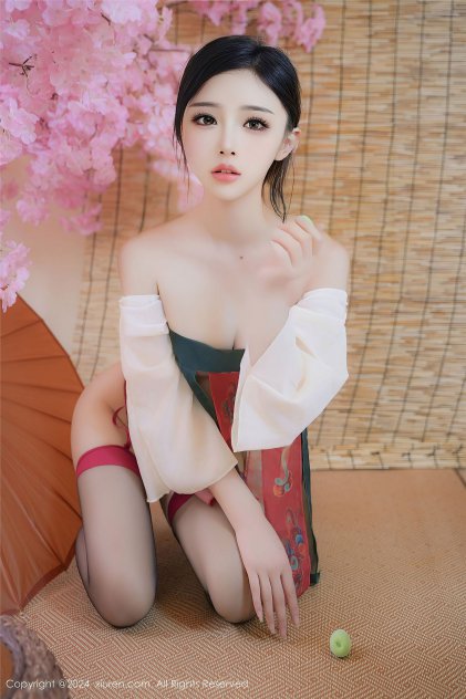 久久热精品性感空姐可樂浴室大胆私密照片海报